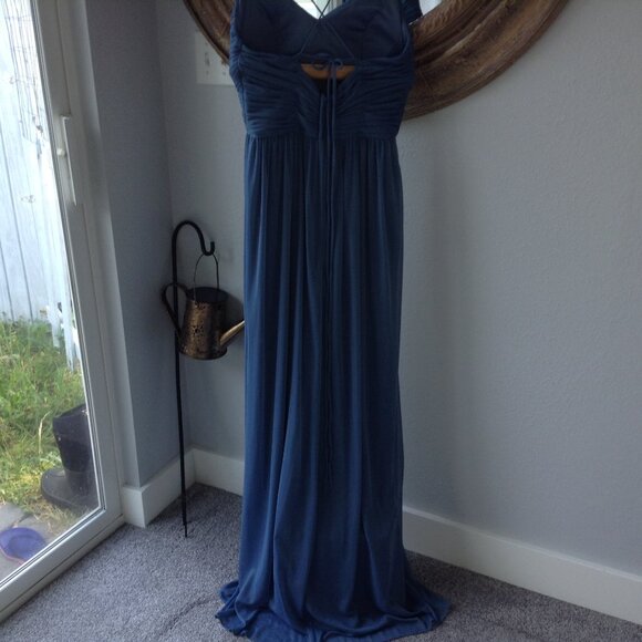 ⭐DB STUDIO CELEBRATE BRIDESMAID DRESS in Cornflower Blue, size 4⭐ - Picture 5 of 9